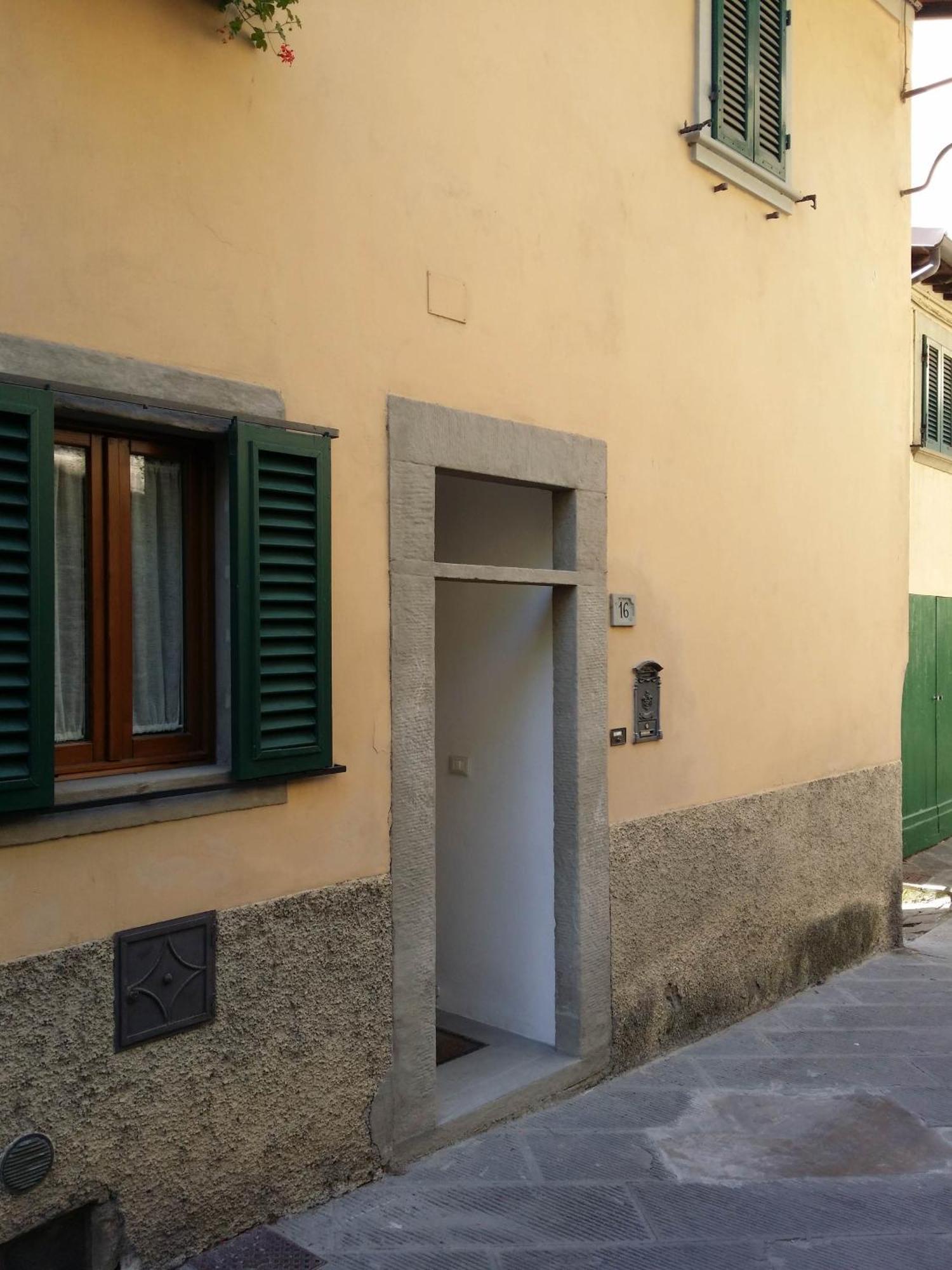 Apartment Borgo De' Cenci, Lovely Below The Castel