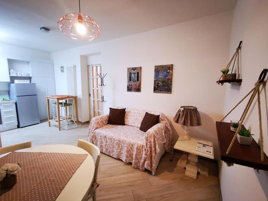 Apartment Borgo De' Cenci, Lovely Below The Castel *