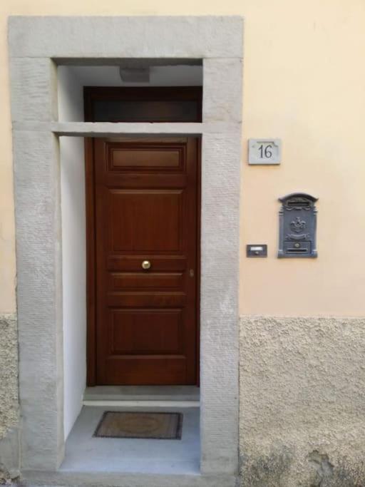 Apartment Borgo De' Cenci, Lovely Below The Castel
