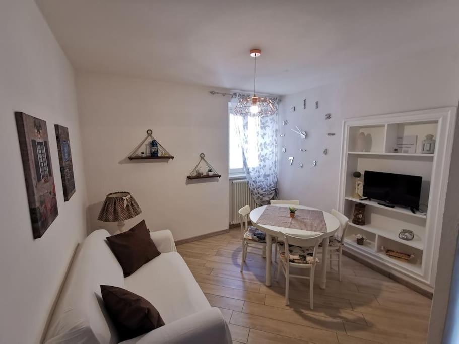 Apartment Borgo De' Cenci, Lovely Below The Castel